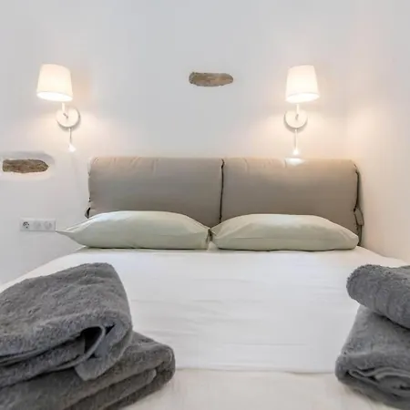 Cycladic House In The Heart Of * Tínos