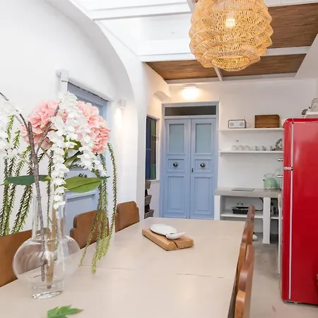 Cycladic House In The Heart Of Tínos