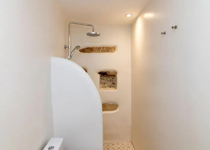 Cycladic House In The Heart Of Tínos