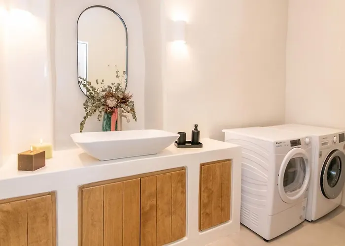 Cycladic House In The Heart Of Tínos